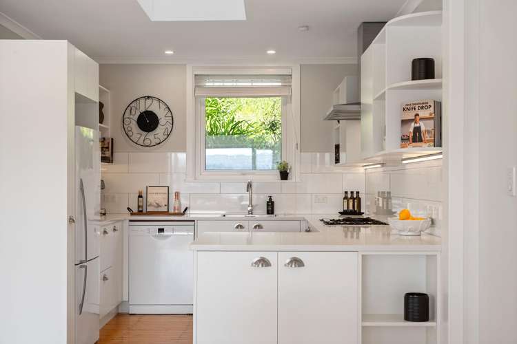 68 Kinghorne Street Strathmore Park_11