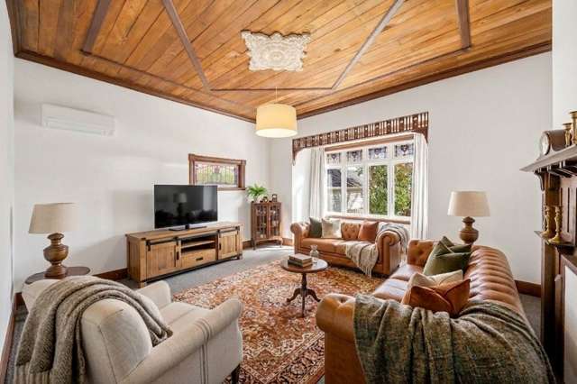 128 The Drive Epsom_1