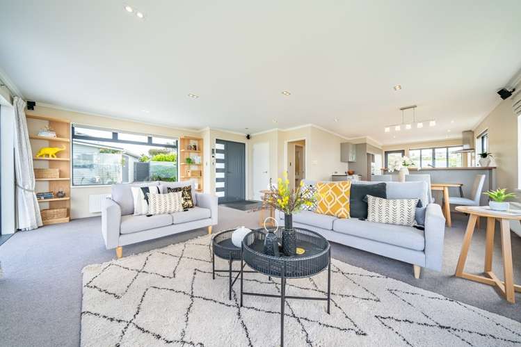 7 Lilac Lane Maungaraki_5