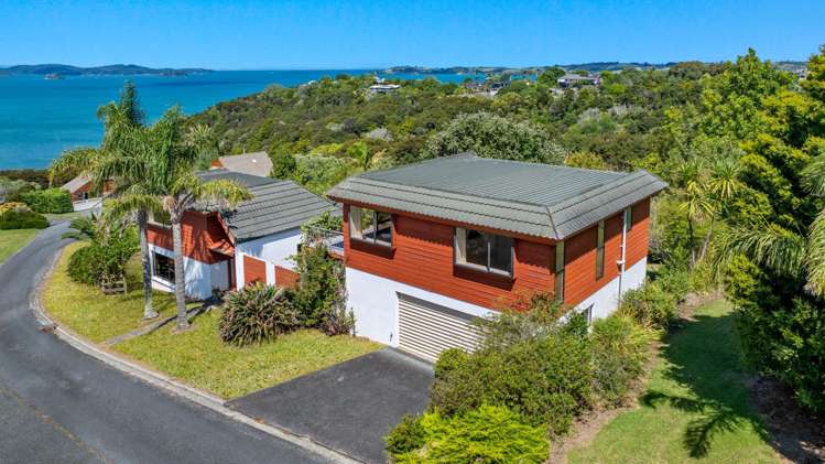14 Kotare Place Sandspit_5