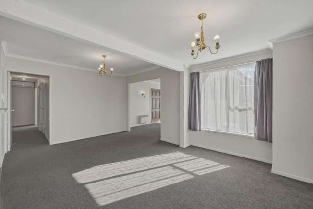 1/98A Lake Terrace Road Burwood_4
