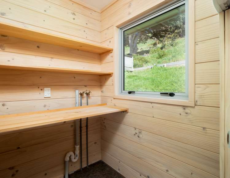 25e Walkers Road Lyttelton_14