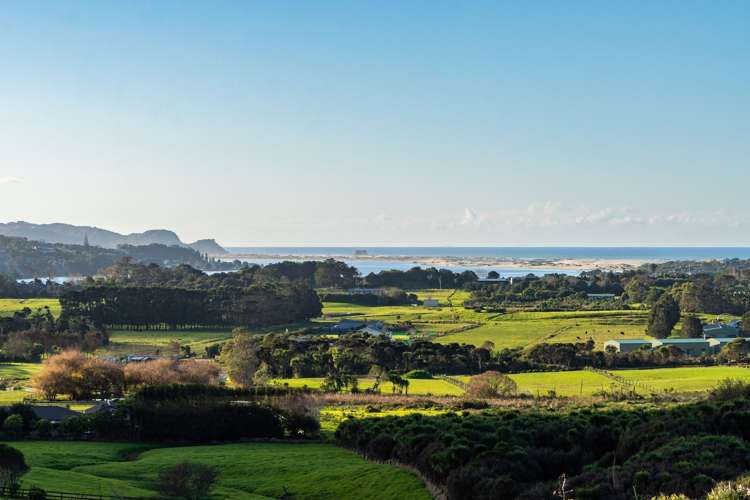 77 Coal Hill Road Mangawhai_36