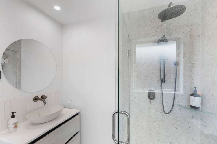 1 Corsica Court Fitzherbert_13