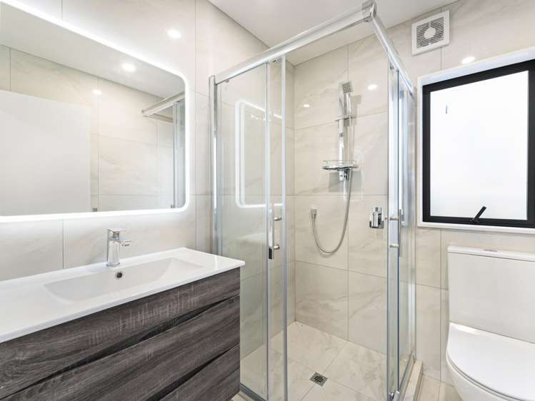 6/43 Clevedon Road Papakura_11