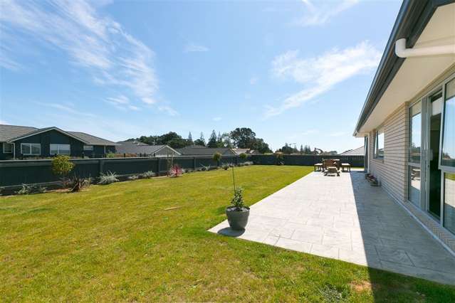 126 Pohutukawa Place Waiwhakaiho_4