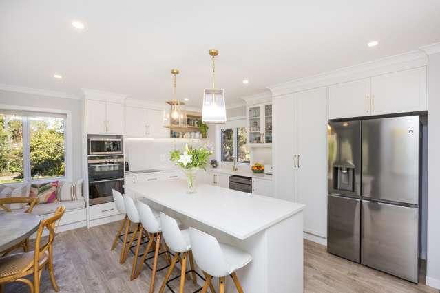 Exceptional 7.6 Ha Lifestyle - Superb Location