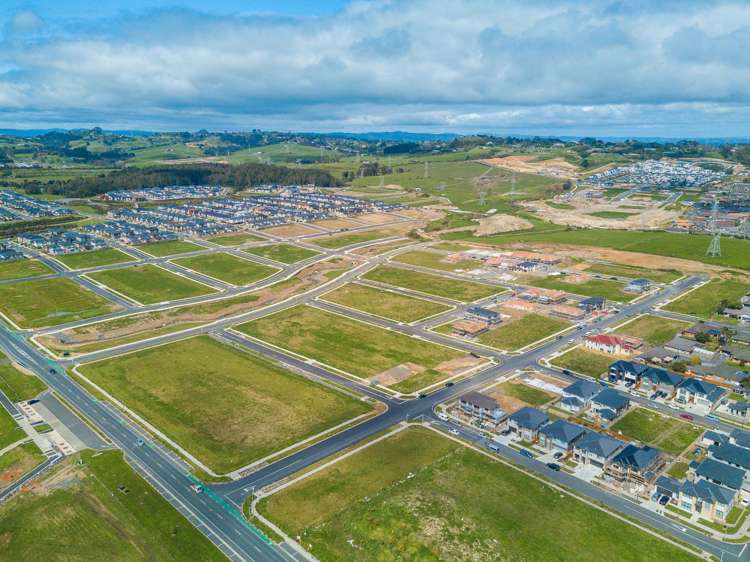 16 Eastfield Avenue Flat Bush_13