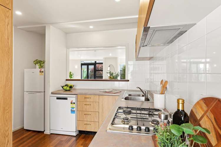 2D Hatton Street Karori_6