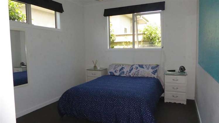 21 Anzac Avenue Onekawa_11
