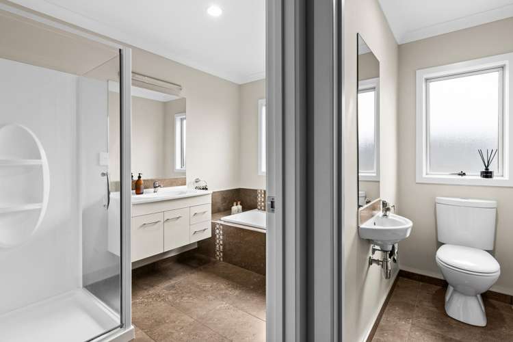 6 Taieri Place Poraiti_16