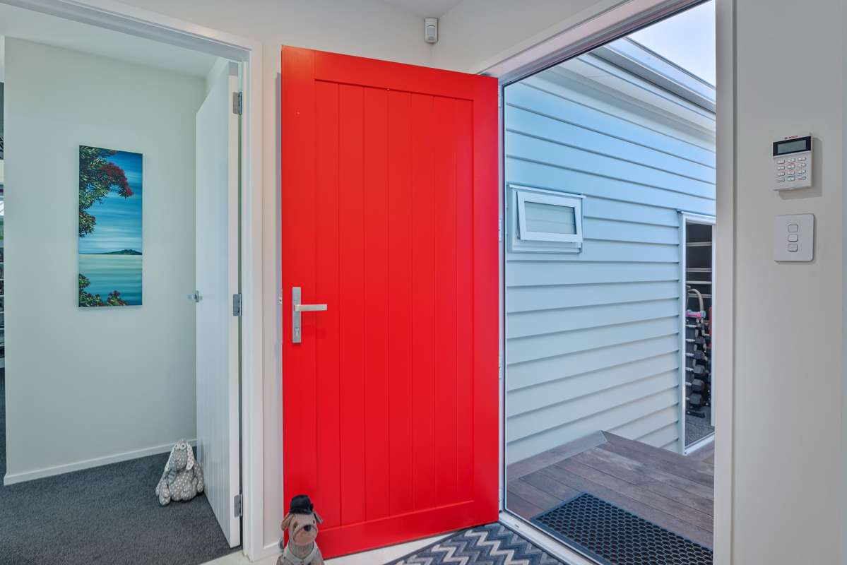 15 Whitby Avenue_1