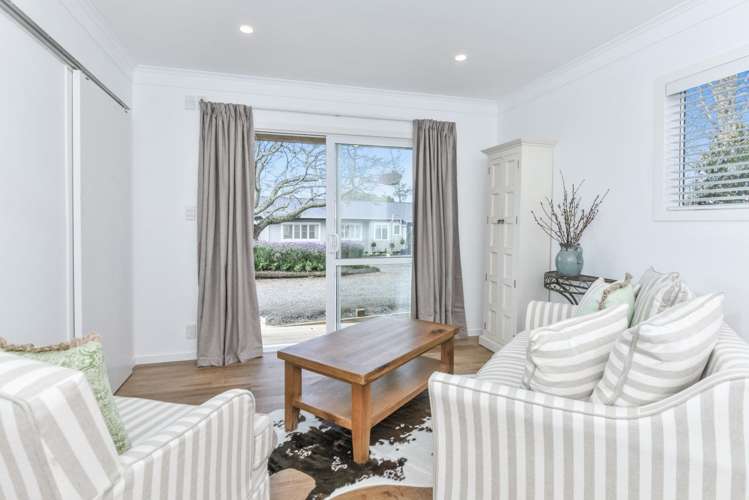 36 Henson Road Whitford_20