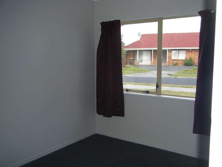 1 Tullis Place Pakuranga Heights_6