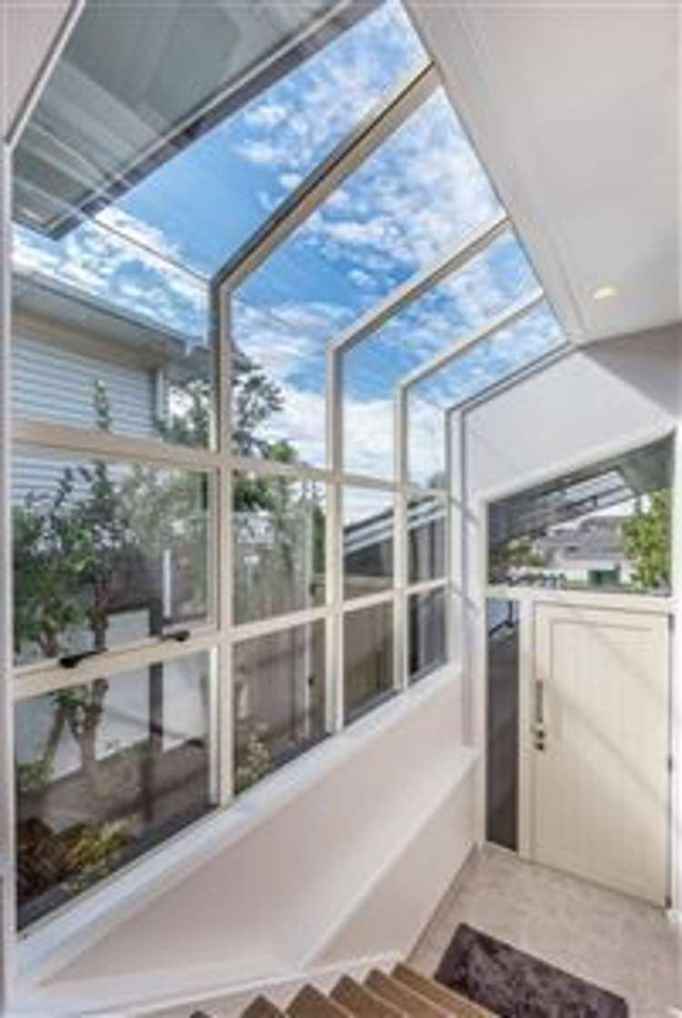 1/2 Coniston Avenue Te Atatu South_10