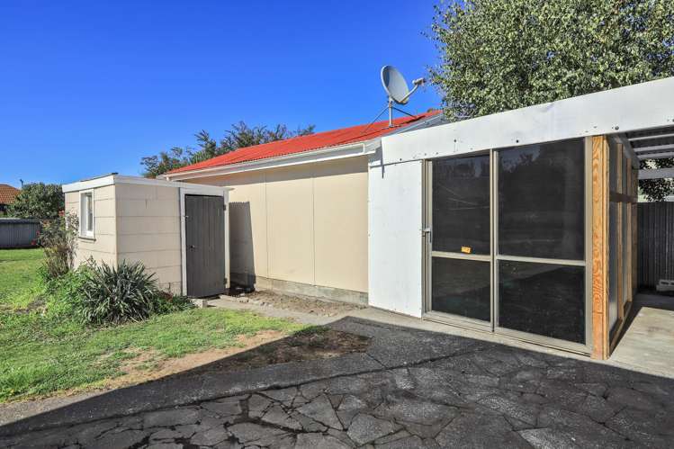 1203 Beatty Place Mayfair_17