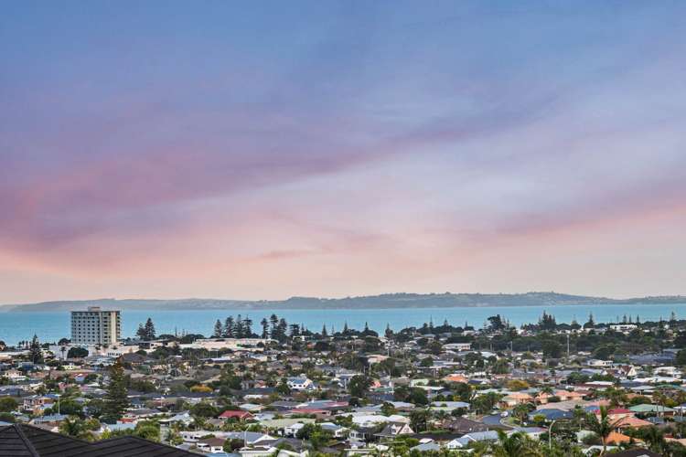 9 Dorchester Place Orewa_8