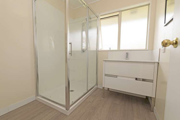 15 Cretian Crescent Henderson_12