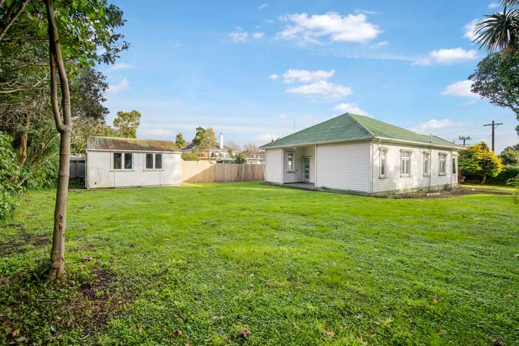 227 Tukapa Street Westown_1