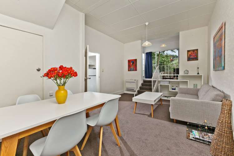 2/140 Calliope Road Stanley Point_10