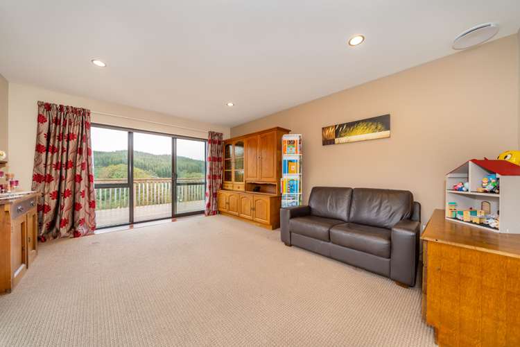 13 Mcewen Crescent Riverstone Terraces_8