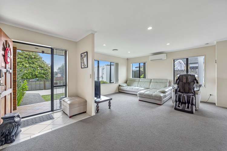 7 Donegal Park Drive Flat Bush_5