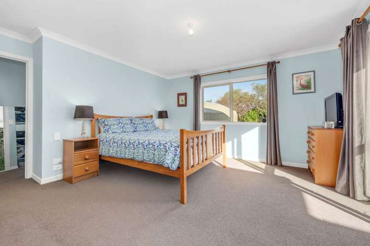 44 Karaka Road Beachlands_15