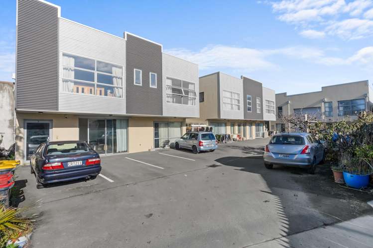 9 Hands Road Middleton_3