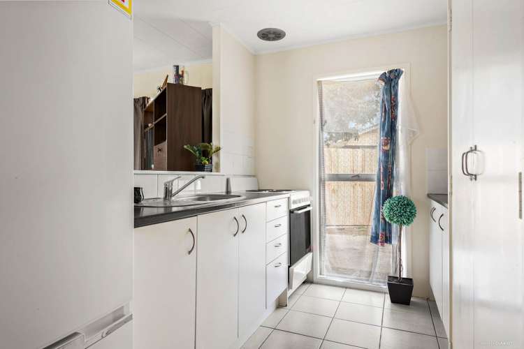 13 Fairdale Avenue Red Hill_12