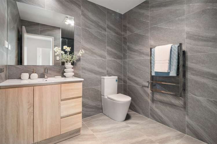 2b Robin Lane Browns Bay_16