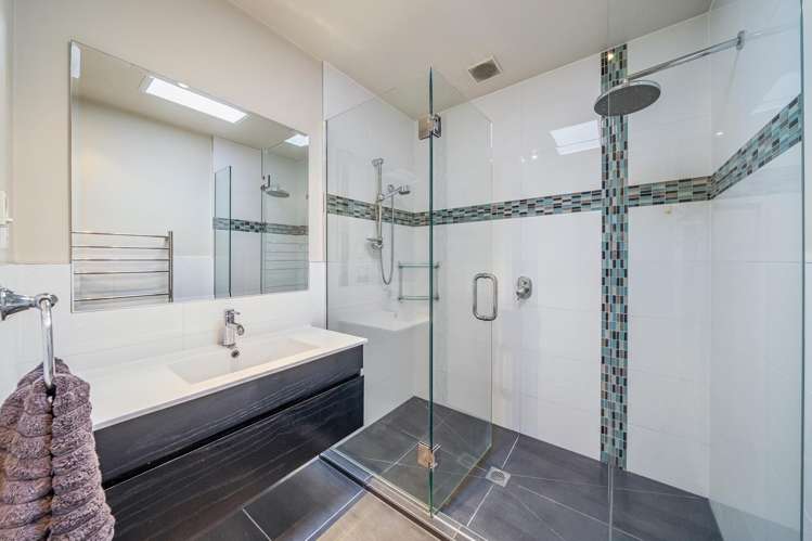 13 Oxford Crescent Ebdentown_18