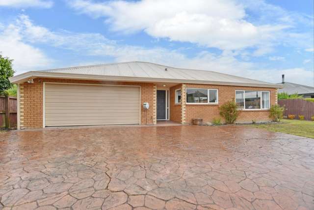 Motivated Vendors - Price Reduced!!!
