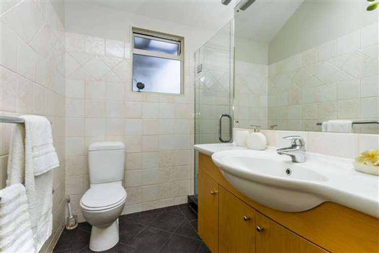 1/10 Tennyson Avenue Takapuna_19