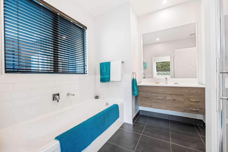 18 Awanui Crescent Matakana_14