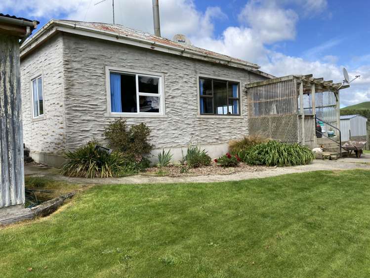 1726 Owaka Highway Kaka Point_3