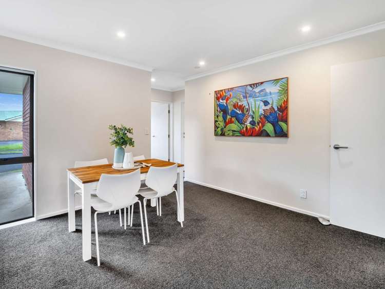 1 Loader Place Tawhero_9