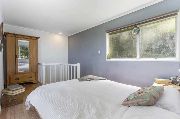 57 Pohutukawa Avenue Cockle Bay_25