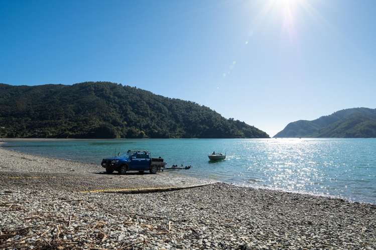 Kanuka Summits Okiwi Bay_18