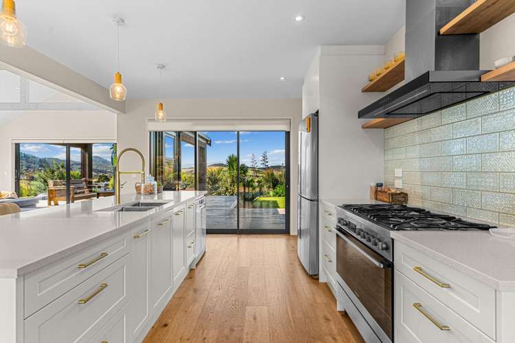 163 Robert Hastie Drive_3