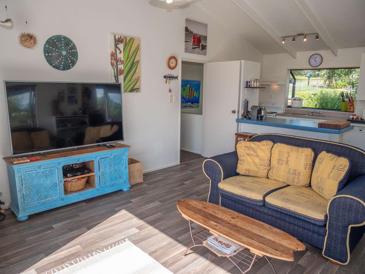 31 Hihi Beach Road_1