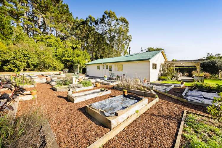 164 Cross Road Lepperton_31