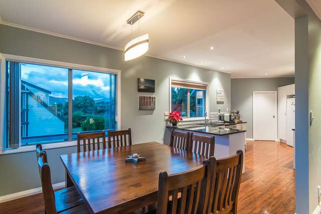 22 Pohutukawa Crescent Raumati Beach_3