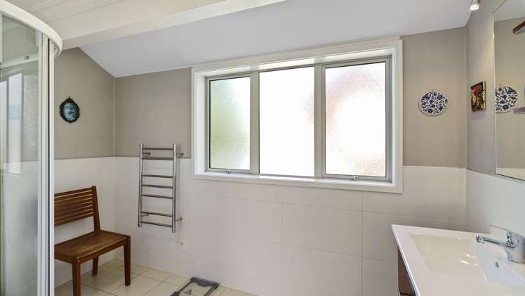 229 Devonport Road Tauranga Central_11