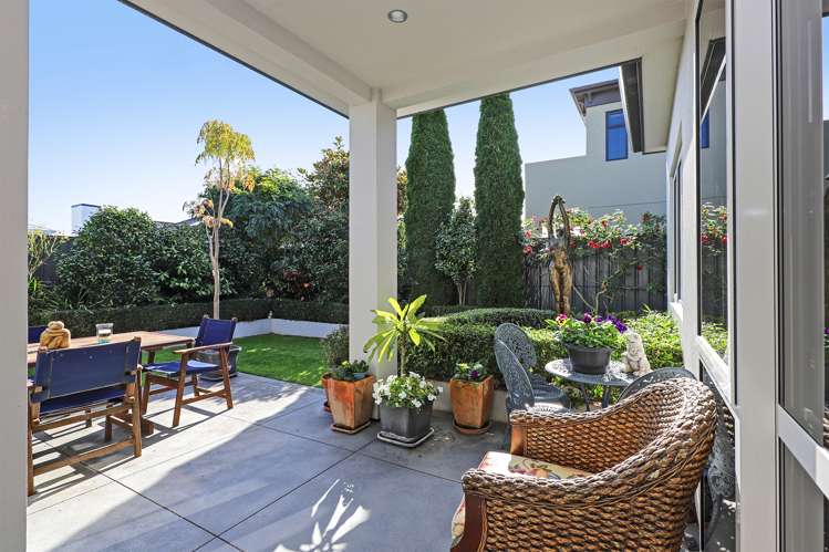 23 Hunter Drive Awatoto_11