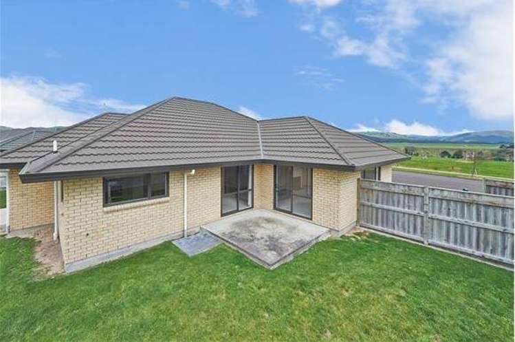 157 Pacific Drive Fitzherbert_17