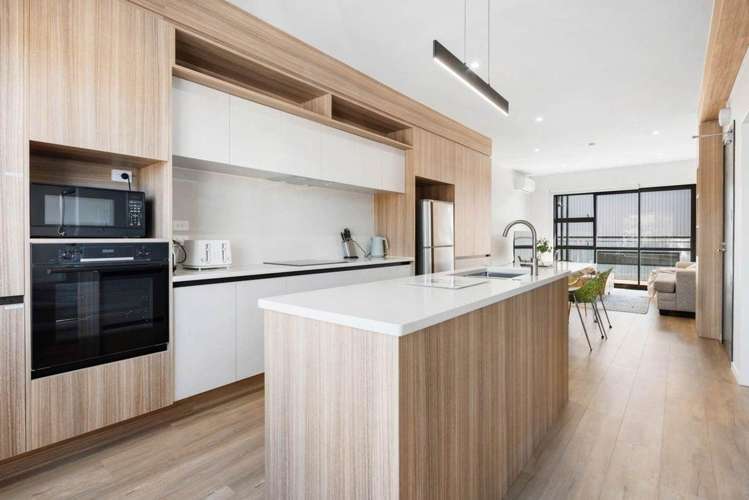 6/1B Egremont Street_2