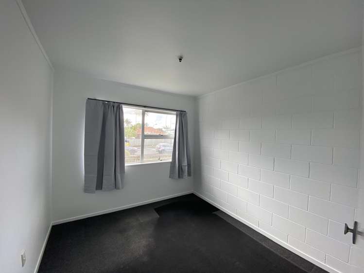 13/47 Mill Road Kensington_3