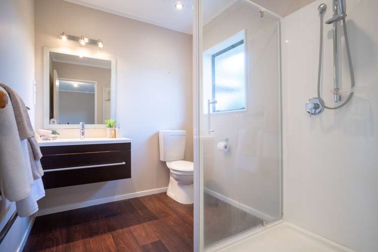 6 Airport Drive Milson_11