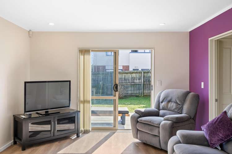 2 Elwarth Way Ranui_31