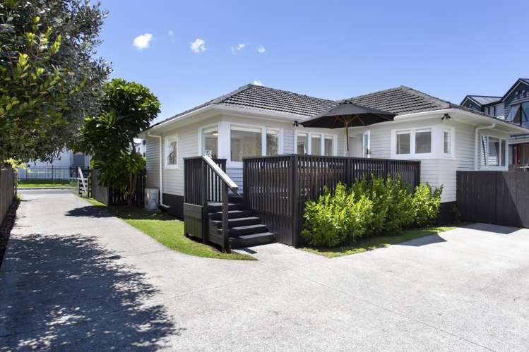 58 Kervil Avenue Te Atatu Peninsula_2